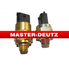 Датчик давления 0421 5774  Deutz 2012 (дойц)